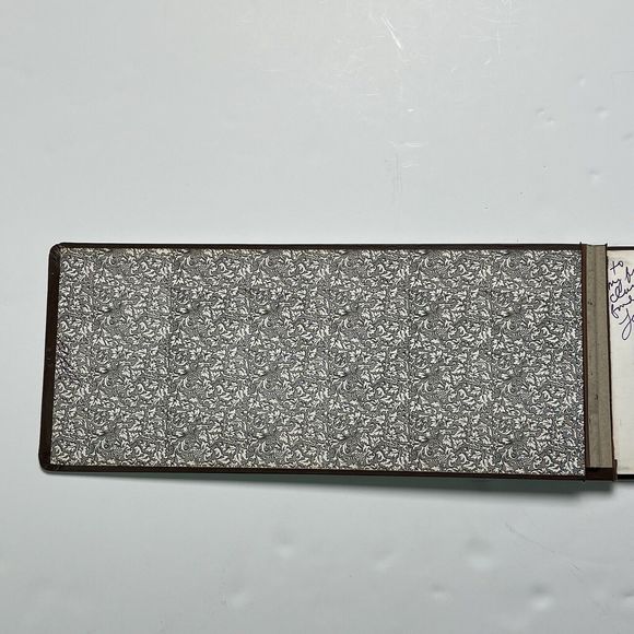 Collector's Guide to Parker Brothers, Makers, Meriden, Conn. Signed Book Hunting - Picture 12 of 16